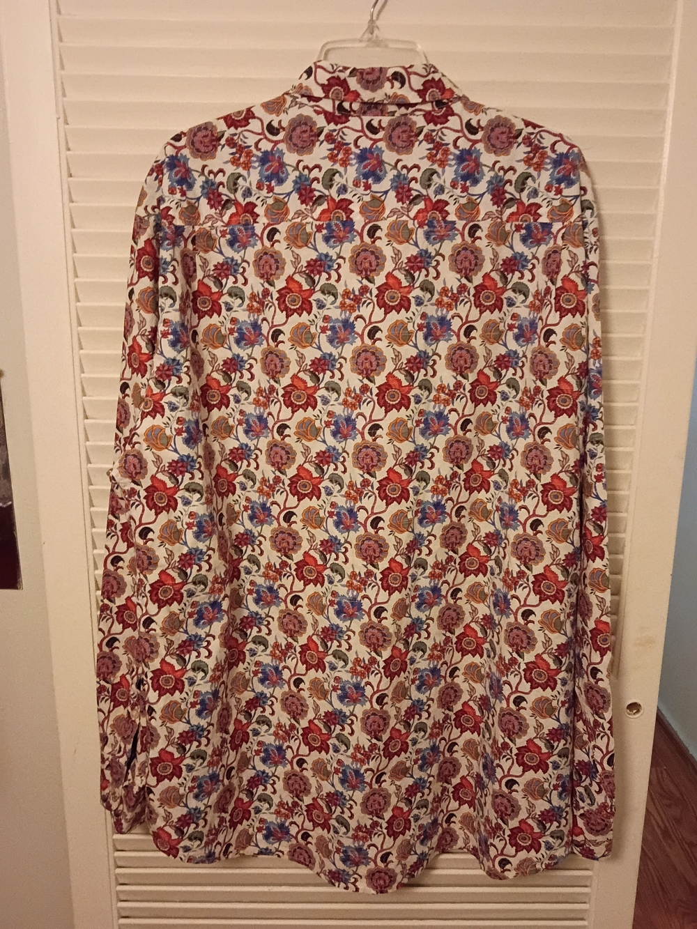 Tommy Bahama Cream Floral Button-Down Shirt with Purple and Red Accents - Picture 8 of 9